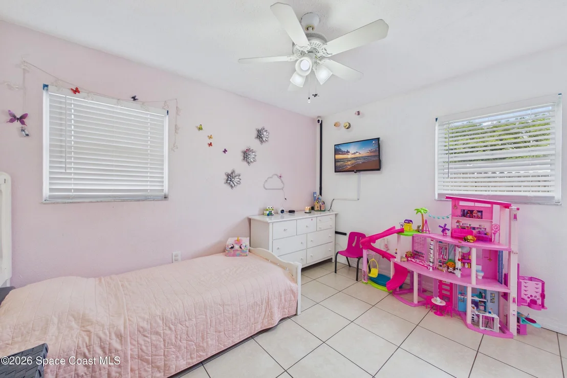 Photo of 2536 Stratford Drive