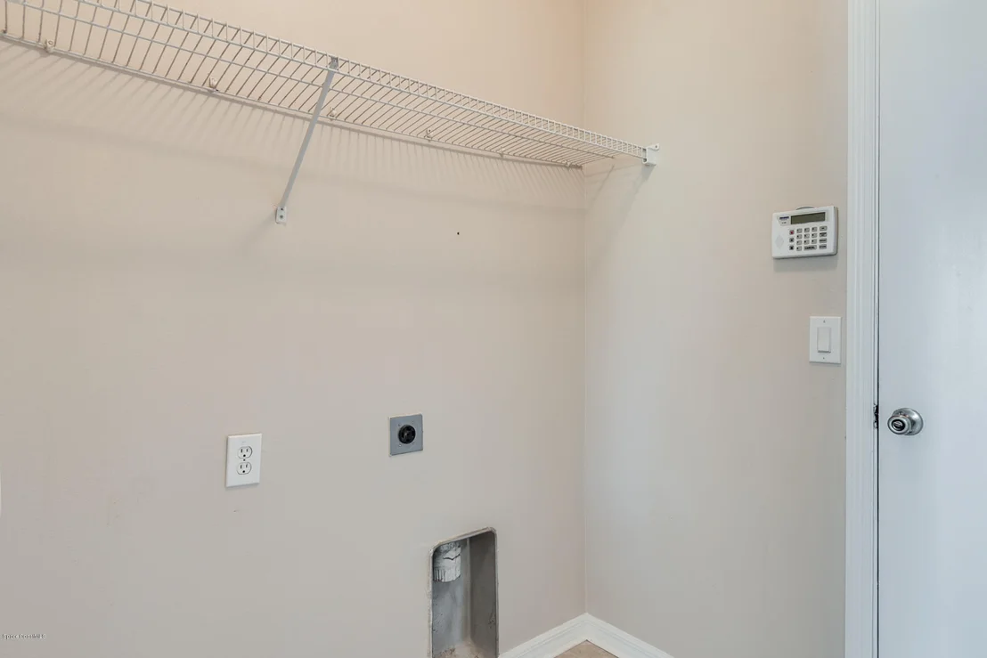 Photo of 621 Cressa Circle