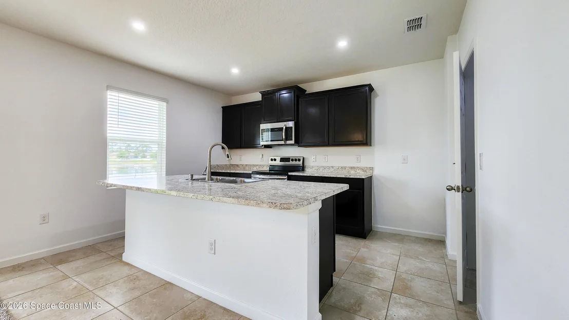 Photo of 422 Moray Drive