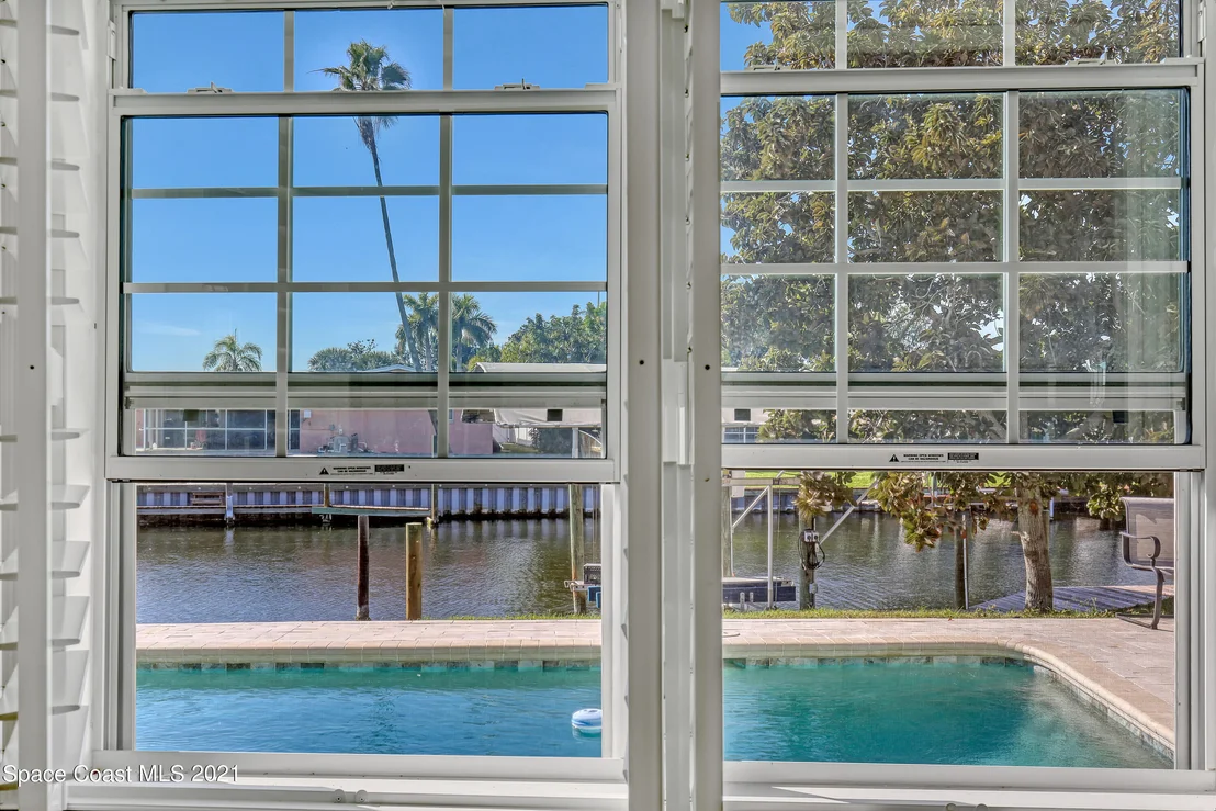Photo of 444 Sparrow Drive