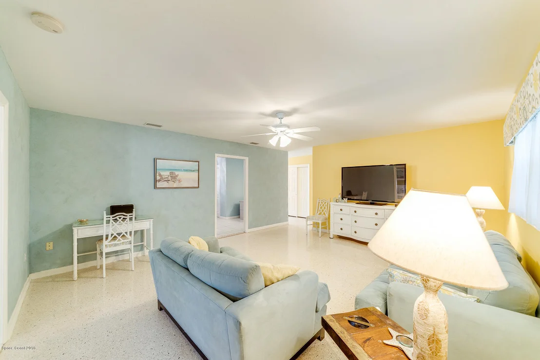 Photo of 240 Pineapple Street