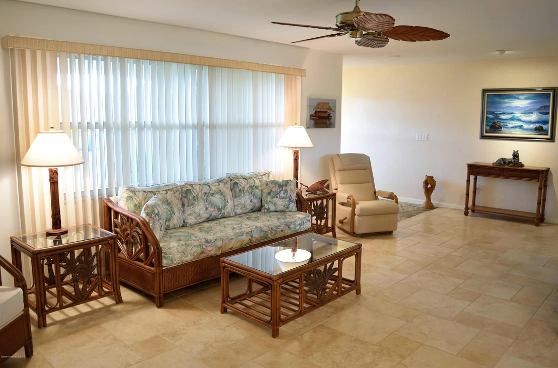 Photo of 372 Dorset Drive