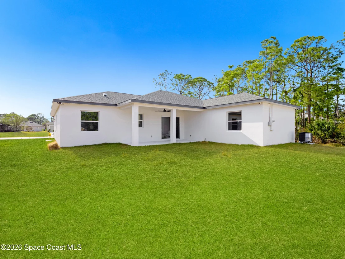 Photo of 3051 Eldron Boulevard SE