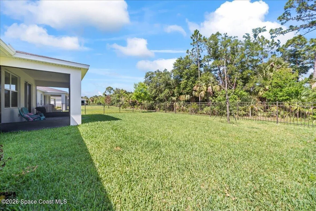 Photo of 1731 Marigold Trail NW