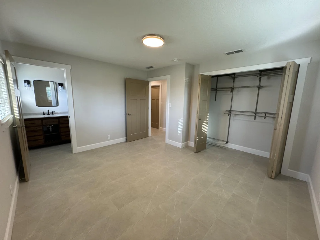 Photo of 126 Deleon Road