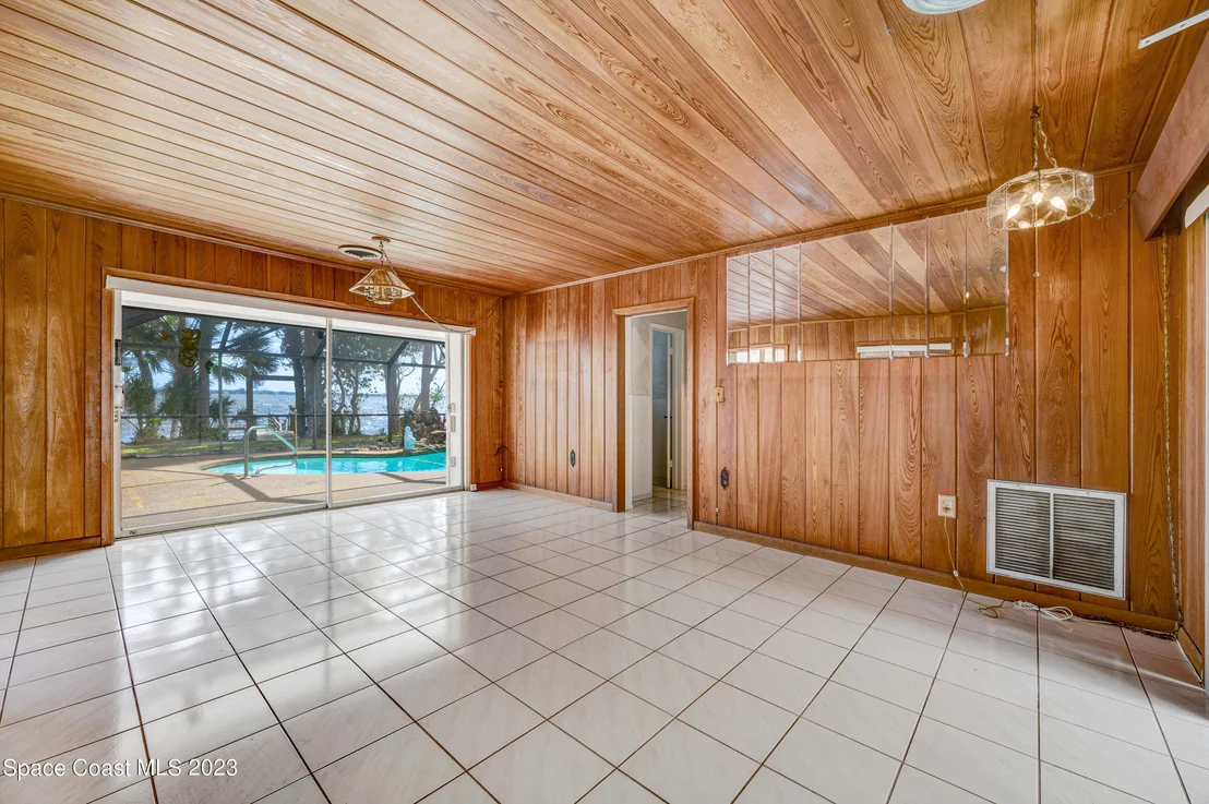 Photo of 3577 N Sylvan Lane
