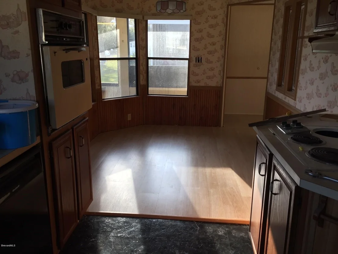 Photo of 4353 Twin Lakes Drive