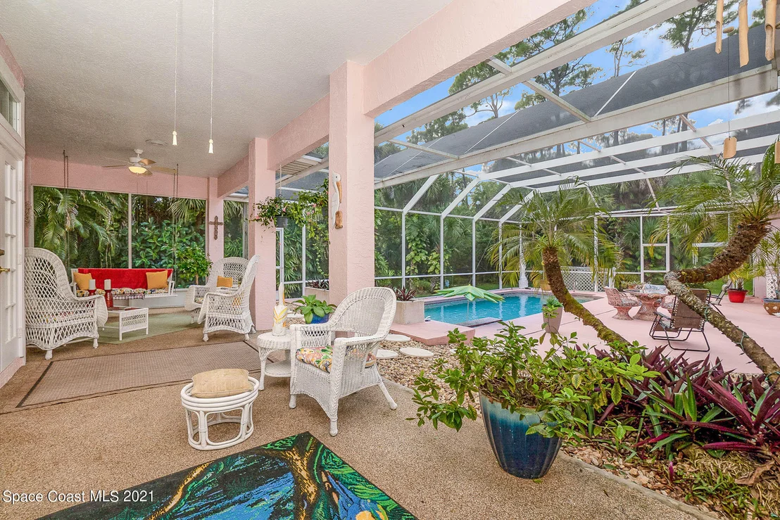 Photo of 1817 Laurel Oak Drive S