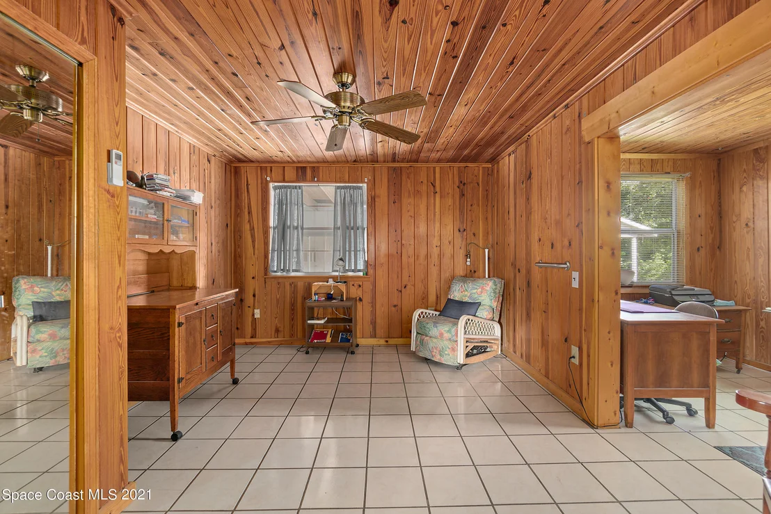 Photo of 4670 Robert Street