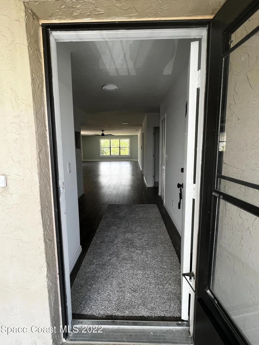 Photo of Unit 1231 at 305 Tangle Run Boulevard