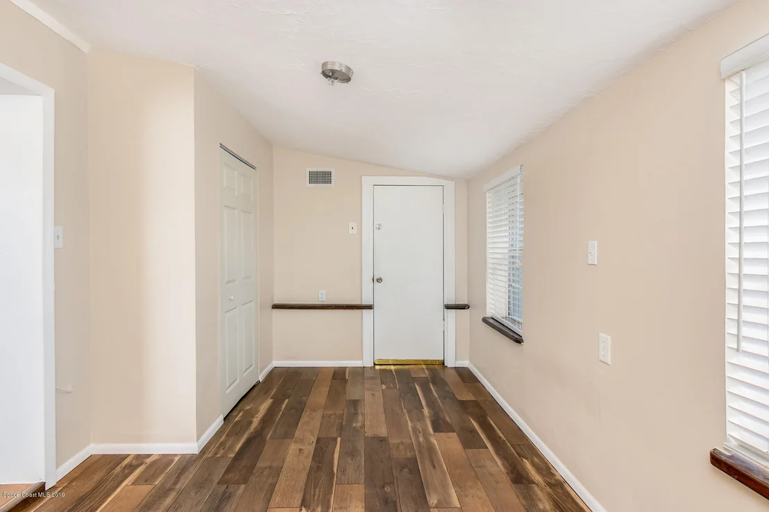 Photo of 2115 Palm Avenue