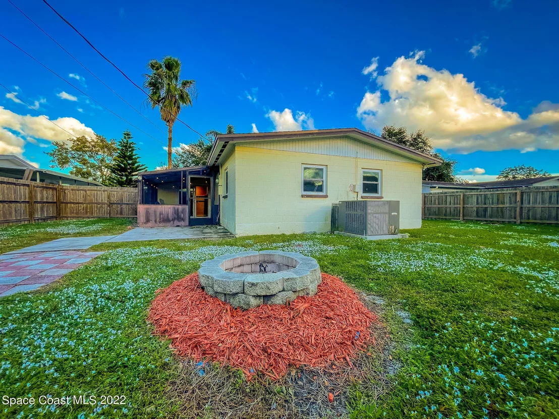 Photo of 1948 Glenwood Drive