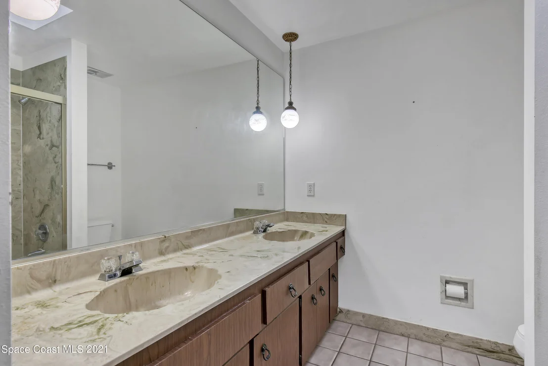Photo of 2502 Meadow Lane