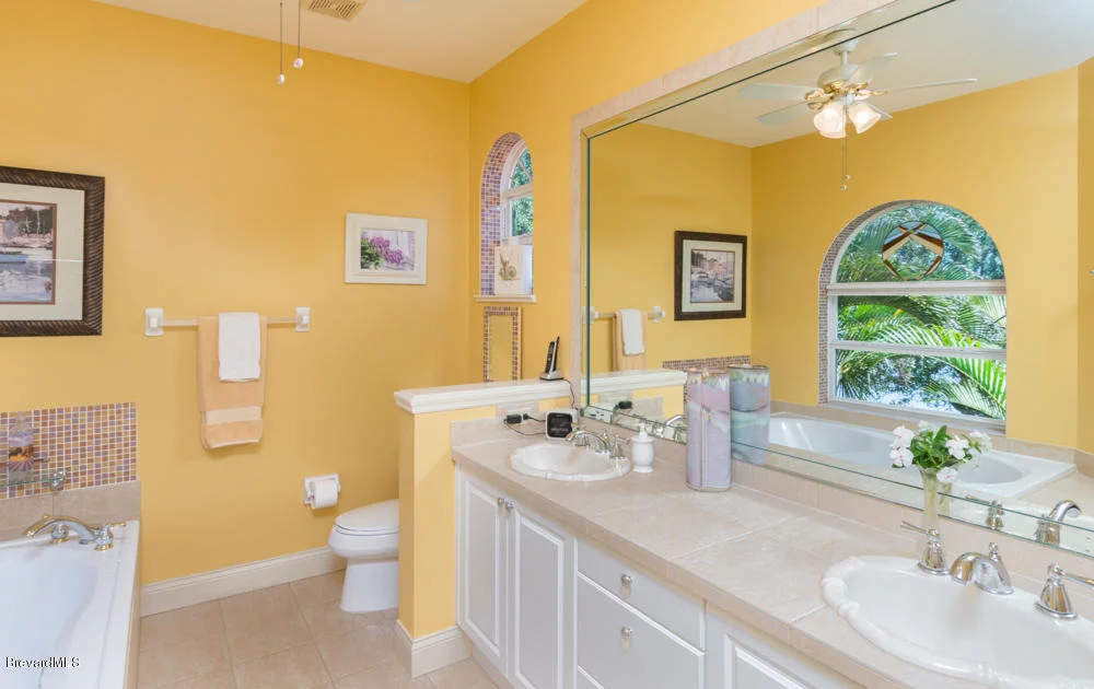 Photo of 333 Island Drive