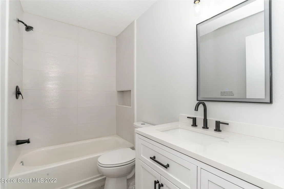 Photo of Unit 921 at 2345 Golf Lake Circle