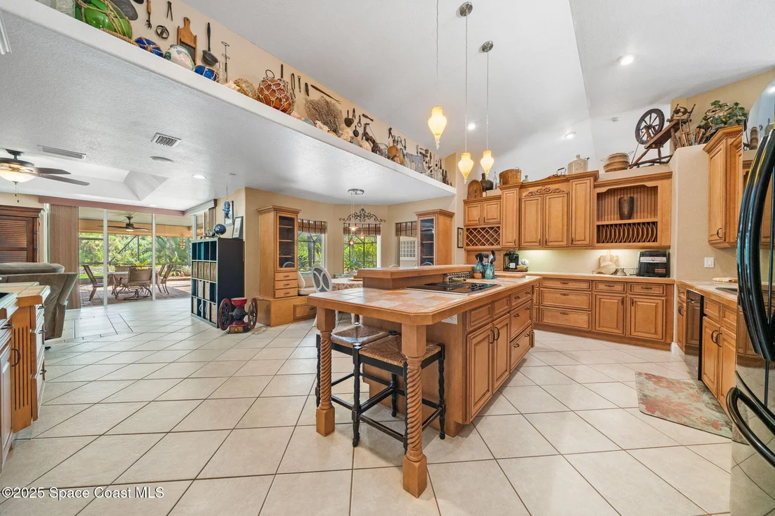 Photo of 1851 Timbers West Boulevard