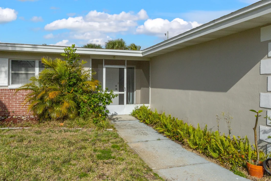 Photo of 285 Carissa Drive
