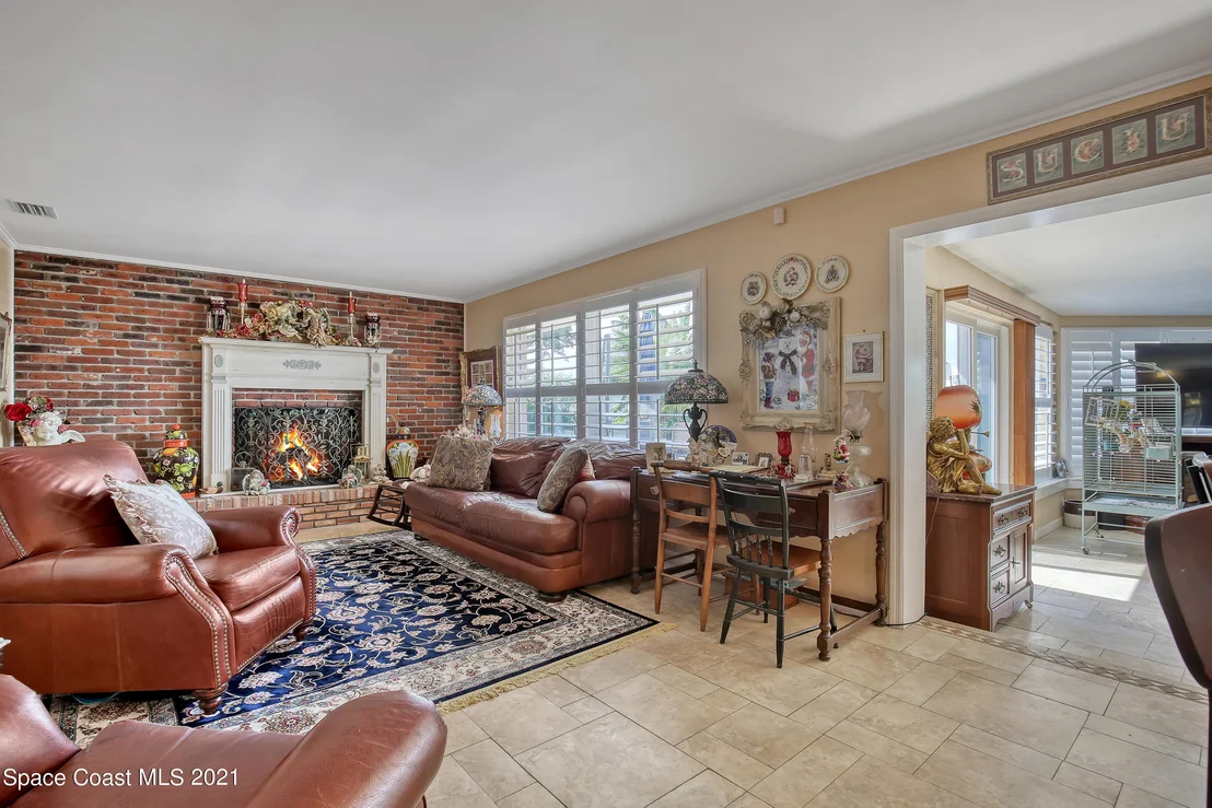 Photo of 227 Jamaica Drive