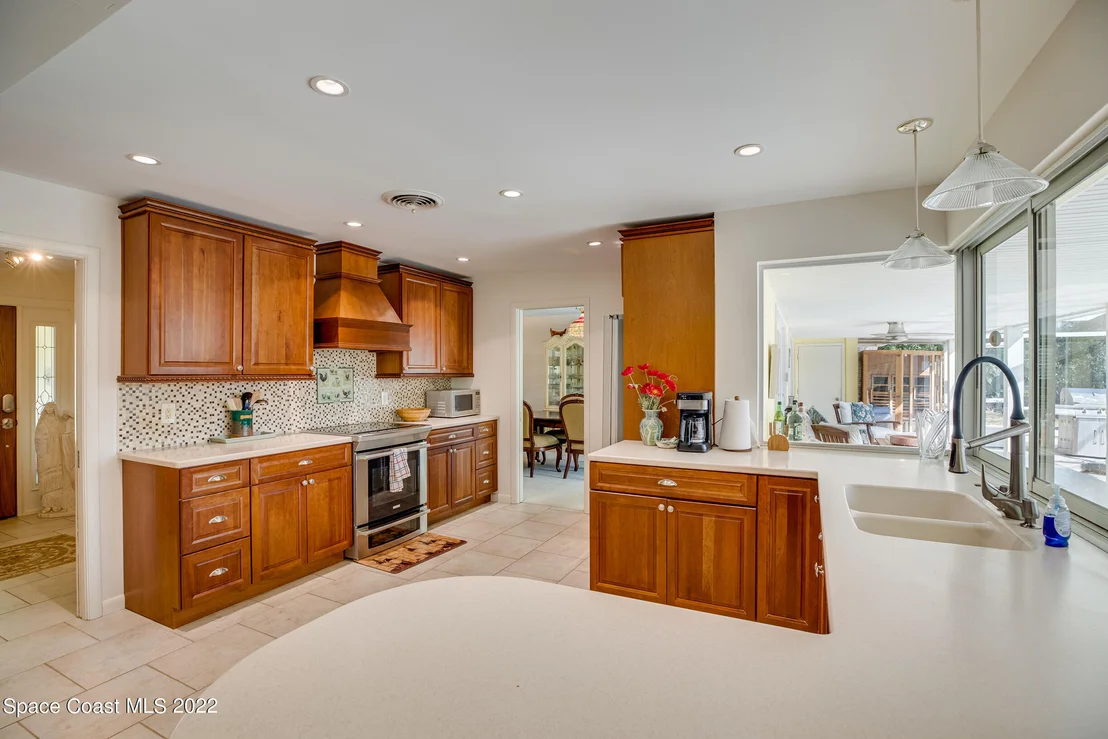 Photo of 685 Glenview Terrace