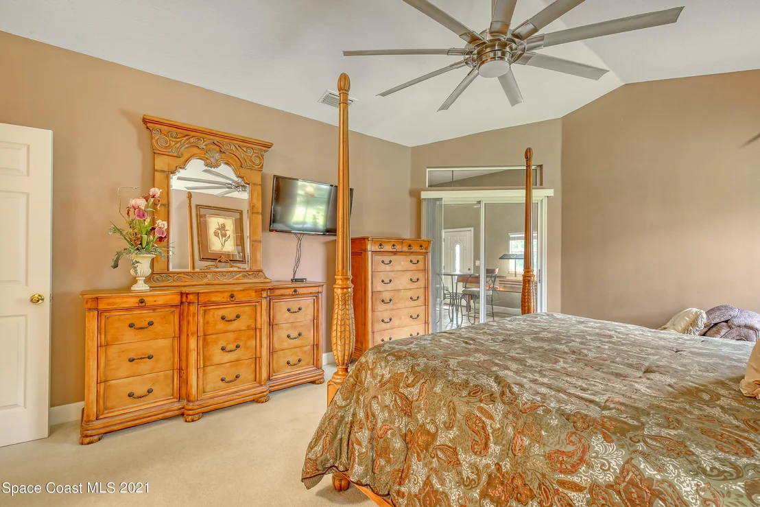 Photo of 703 Peregrine Drive