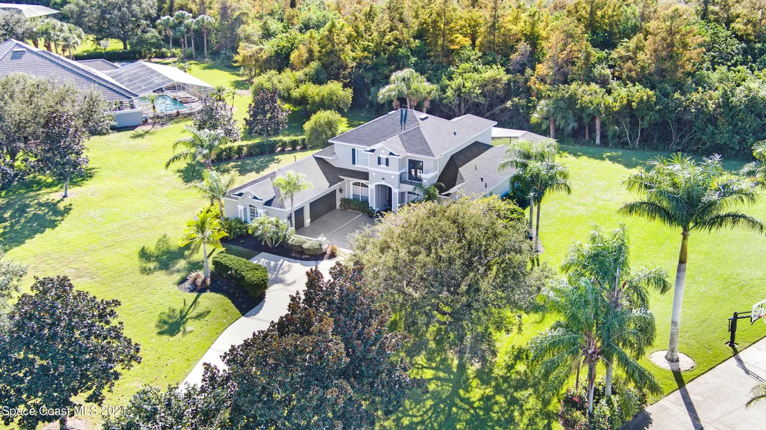 Photo of 882 Oak Park Drive