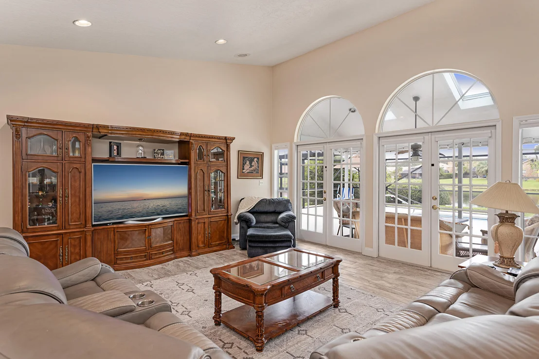 Photo of 1371 Silver Lake Drive