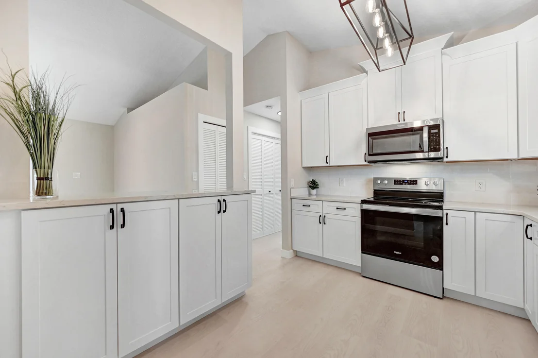 Photo of 6325 Hudson Road