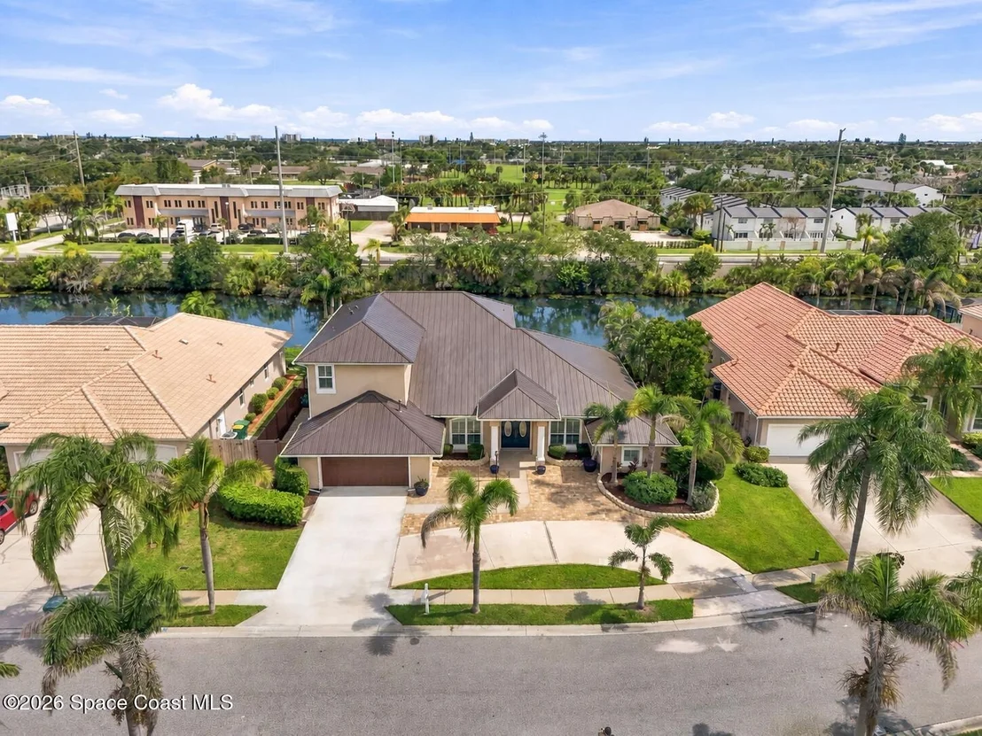 Photo of 241 Waterside Drive