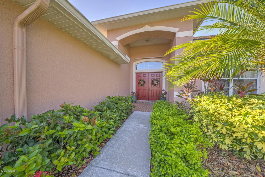 Photo of 4668 Alamanda Drive
