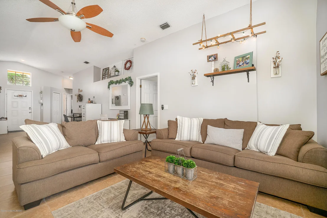Photo of 2416 Coral Ridge Circle