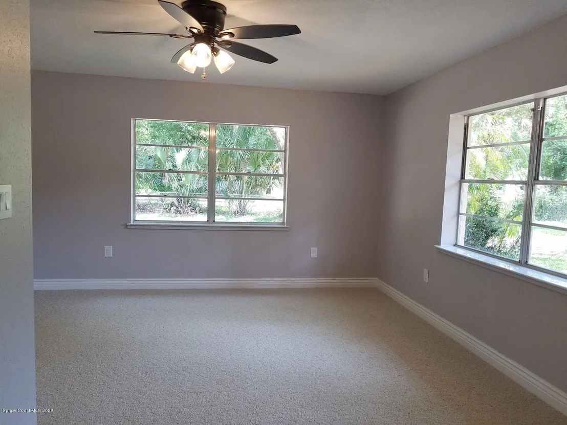 Photo of 5040 Scott Road