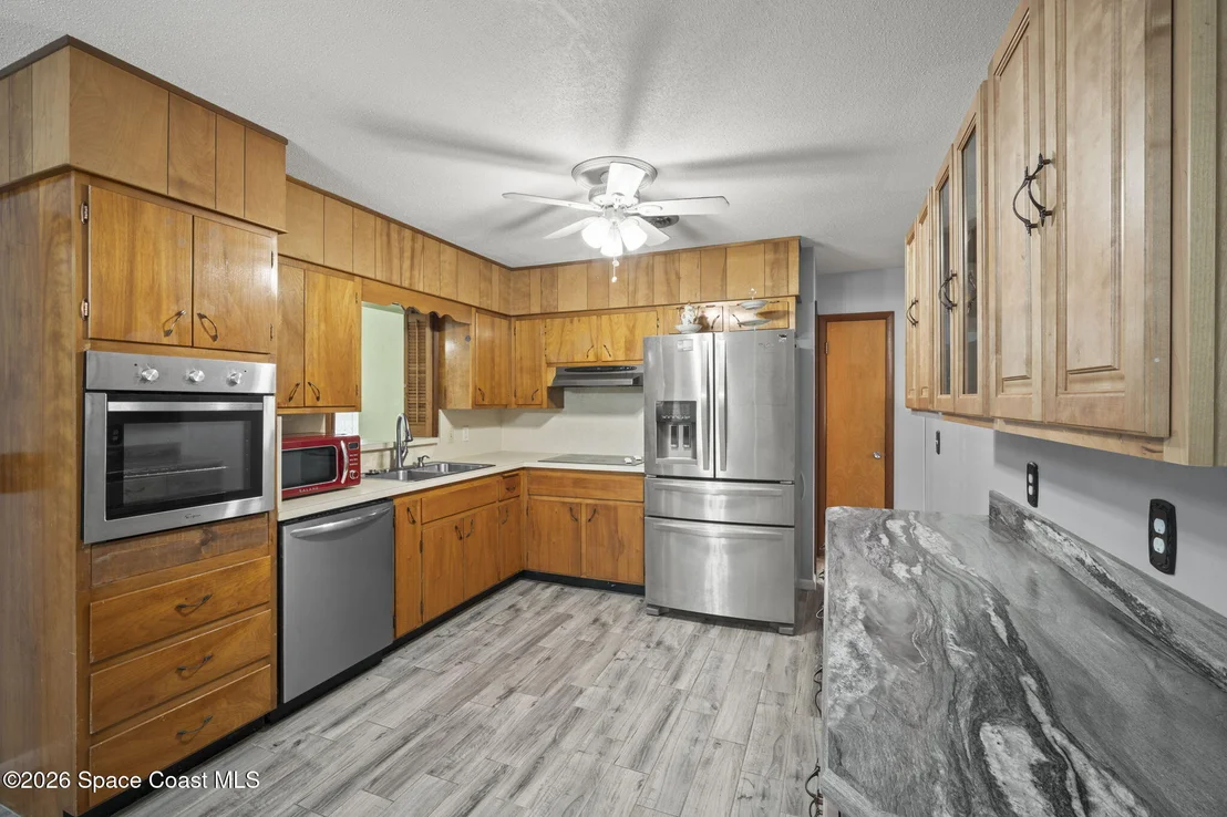 Photo of 2414 Greenway Drive