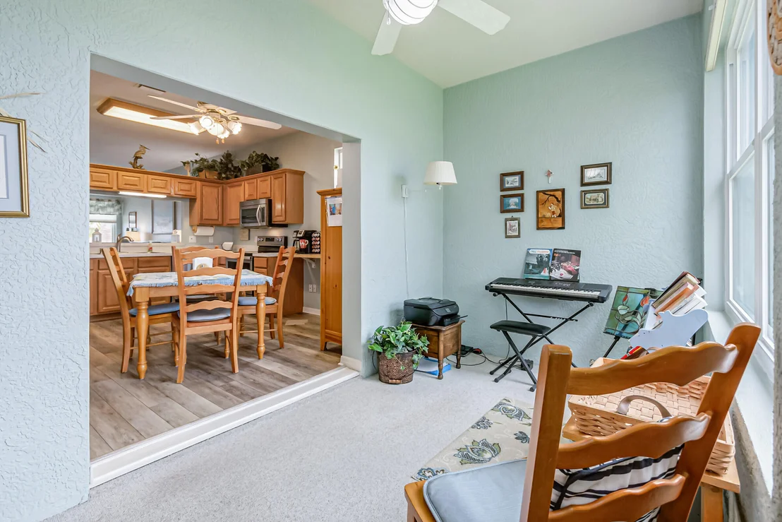 Photo of 937 S Fork Circle