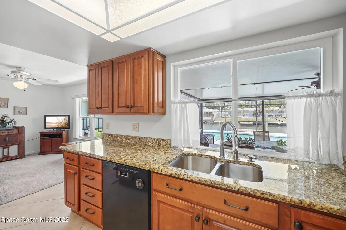 Photo of 453 Cardinal Drive