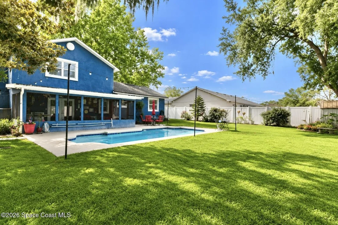 Photo of 1850 Aster Drive