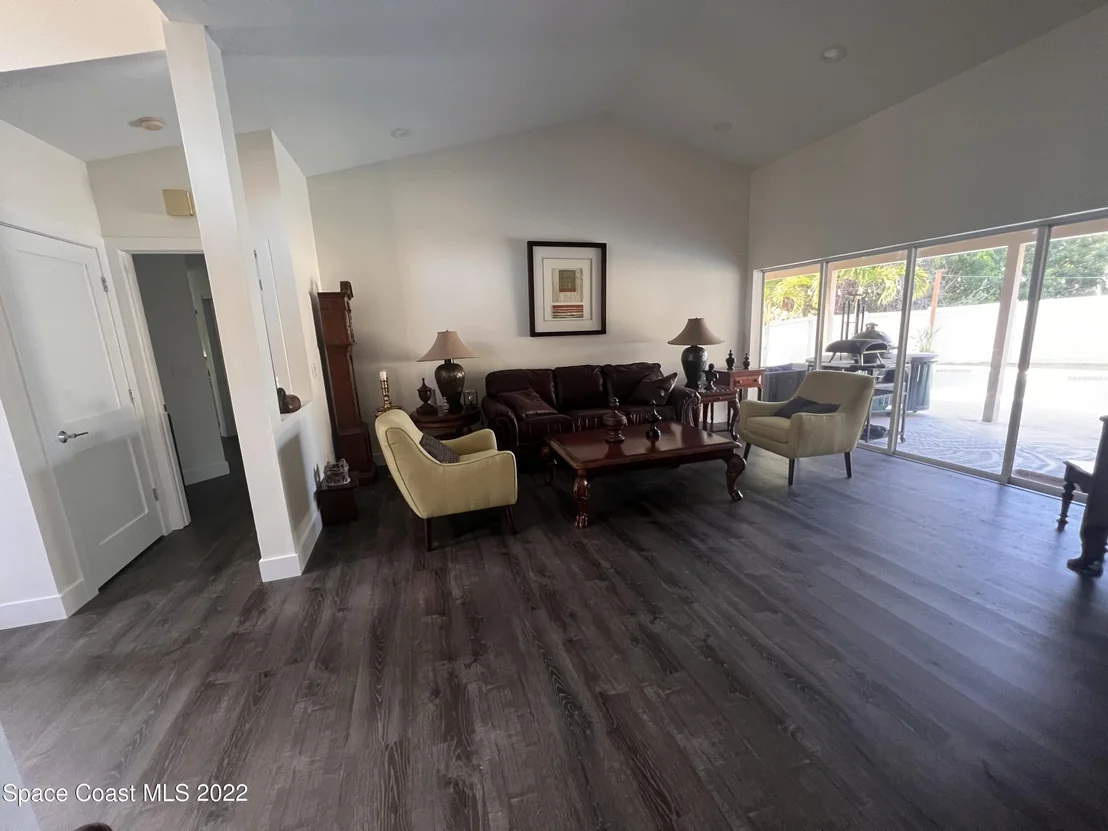 Photo of 460 Bay Point Drive