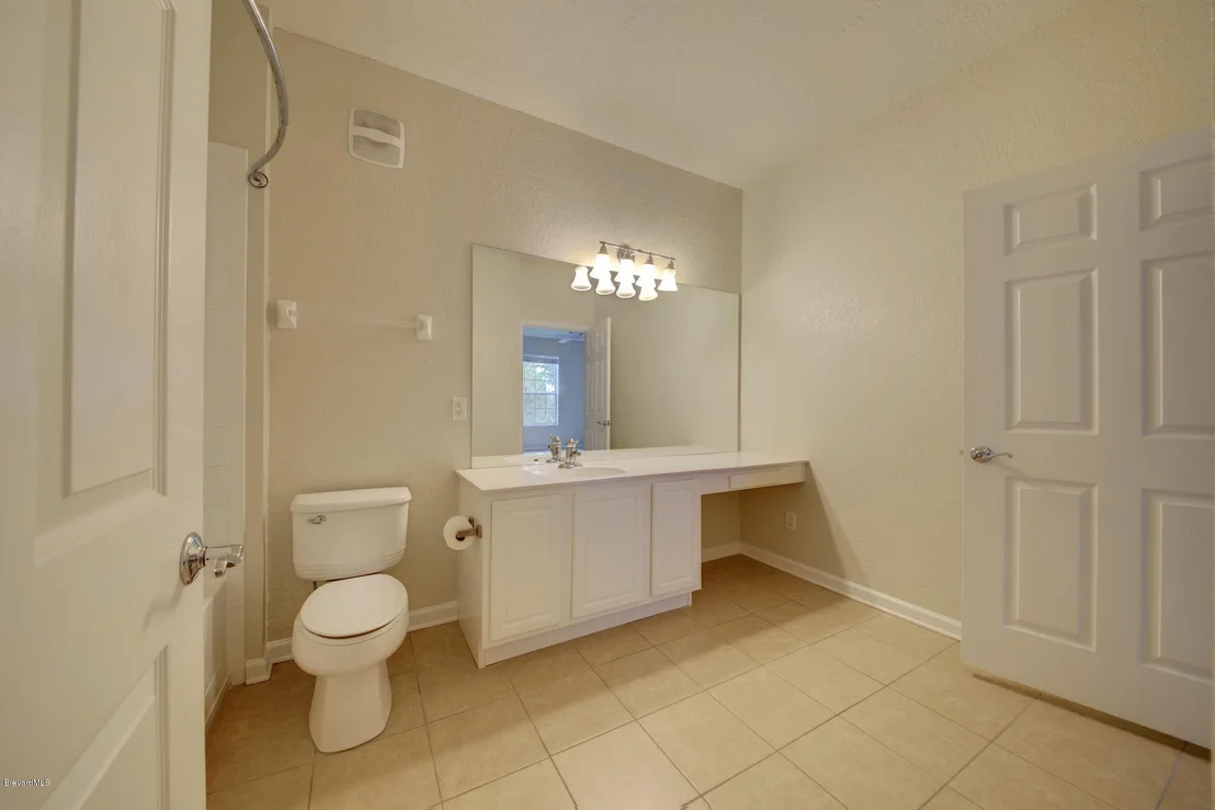 Photo of Unit 310 at 3848 Lexmark Lane