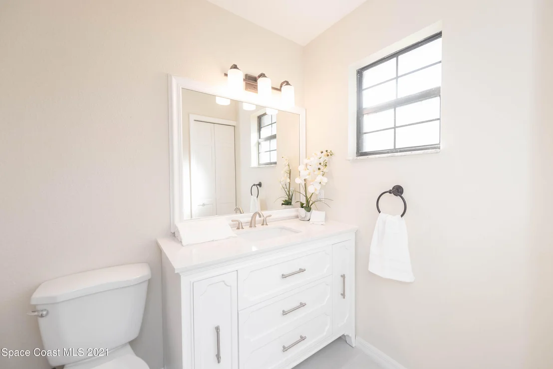 Photo of 6570 Beggs Ter