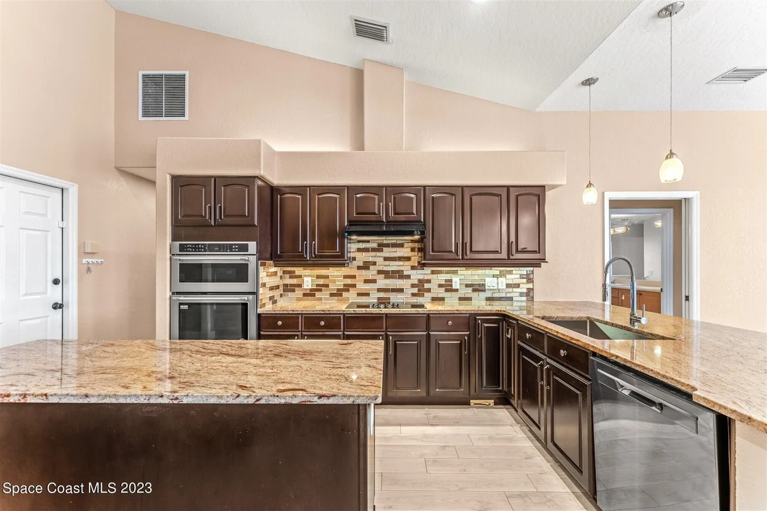 Photo of 4321 Stoney Point Road