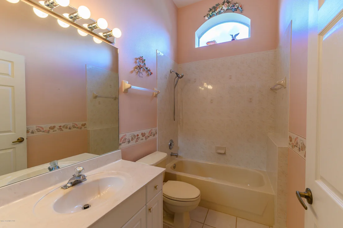 Photo of 537 Willis Way