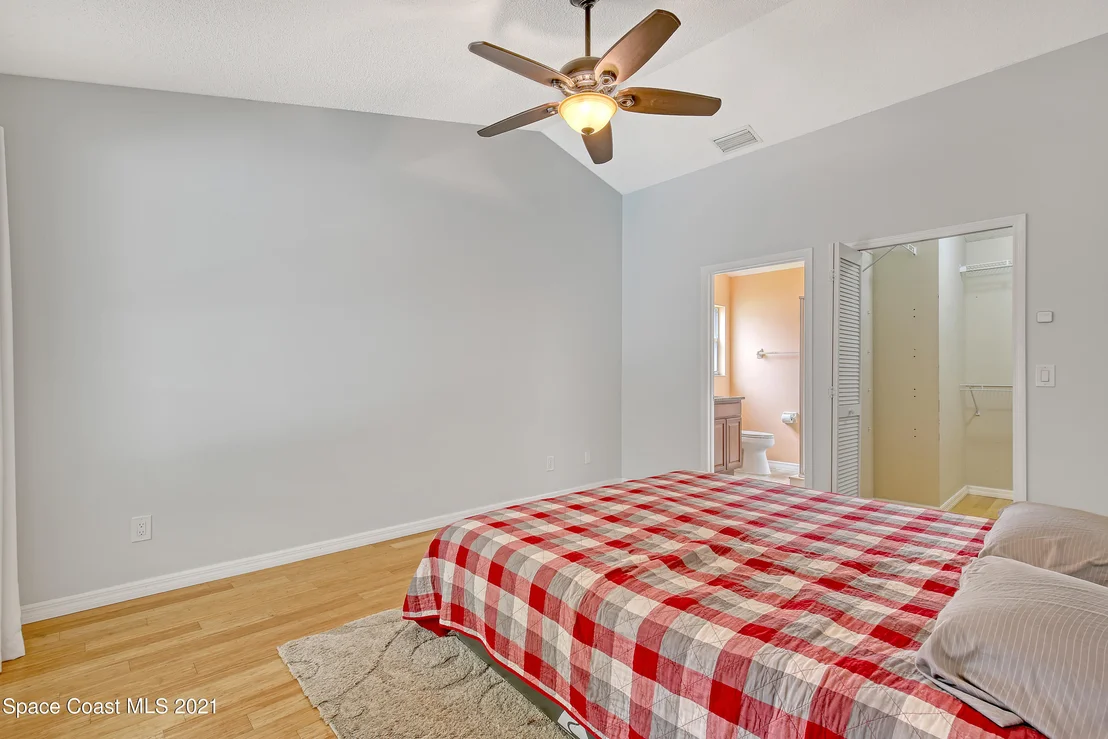 Photo of 649 Sandpiper Circle