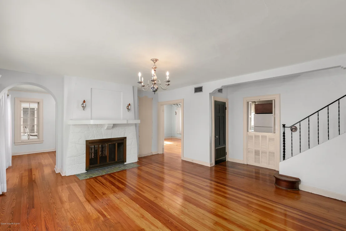 Photo of 1305 Rockledge Drive
