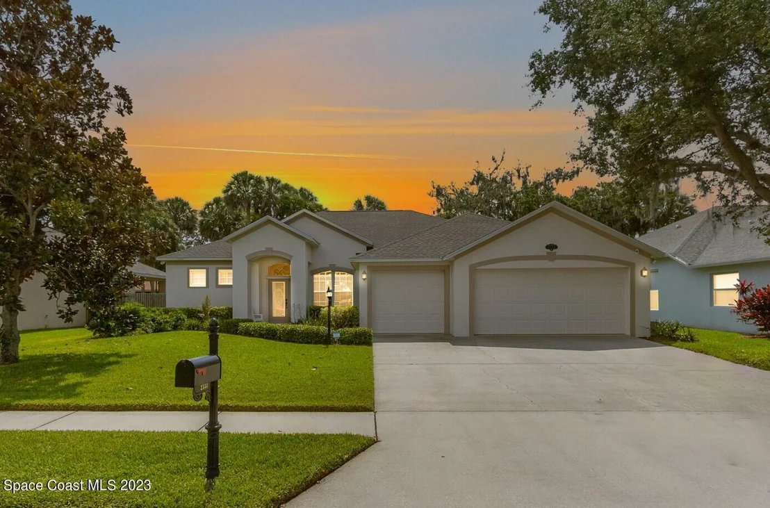 Photo of 2333 Woodfield Circle