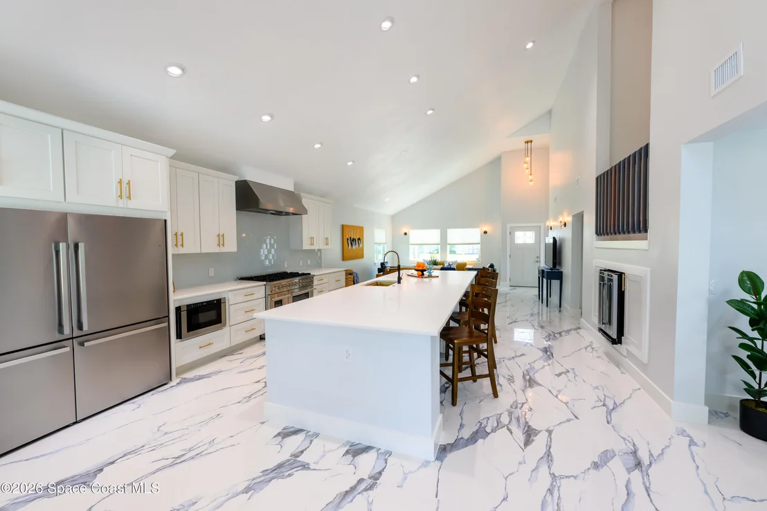 Photo of 398 Riverview Lane