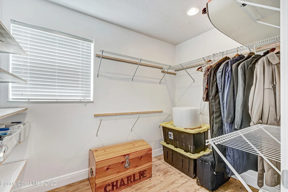 Photo of 414 Thrush Drive