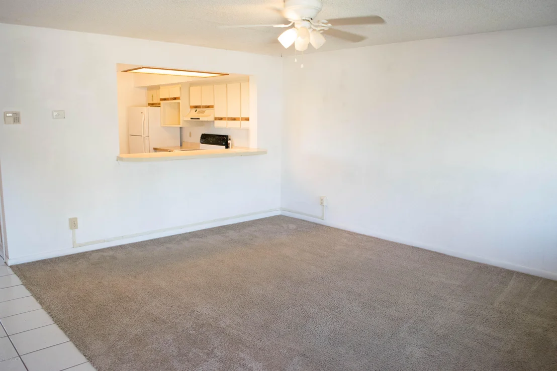 Photo of Unit L45 at 1882 Murrell Road