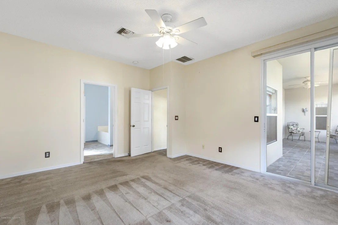 Photo of 5585 Graham Street