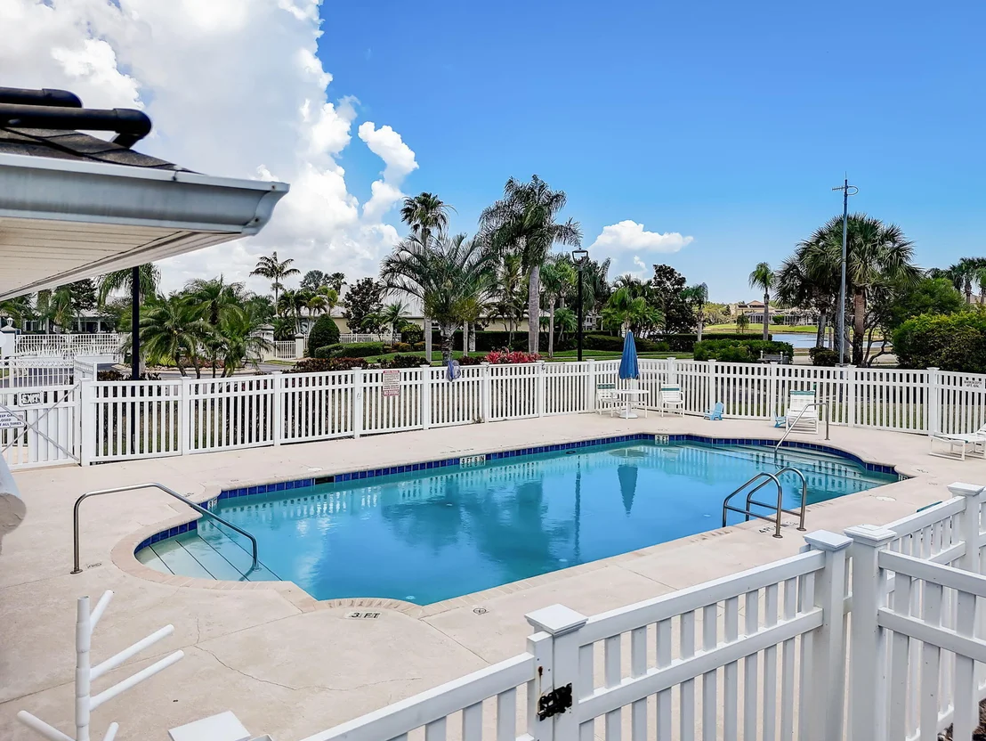 Photo of 4621 Portage Trail
