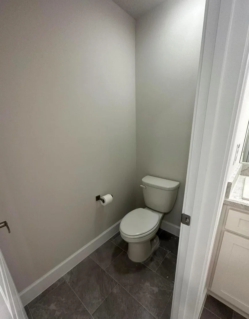Photo of 1079 Grantham Lane