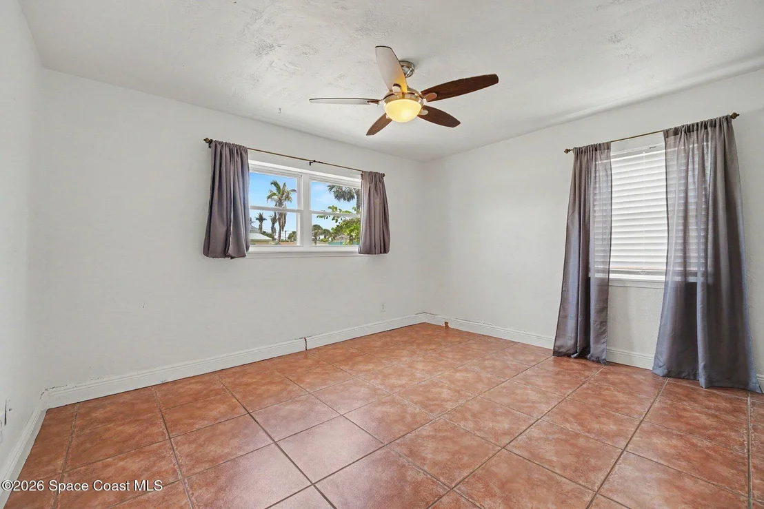 Photo of 112 SE 3rd Street
